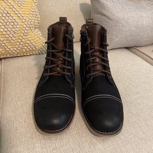 Ferro Aldo men's boots  size 13